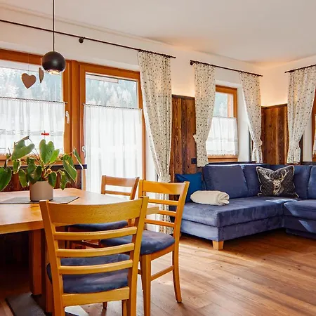 Roderhof Apart-hotel Braies (Prags)